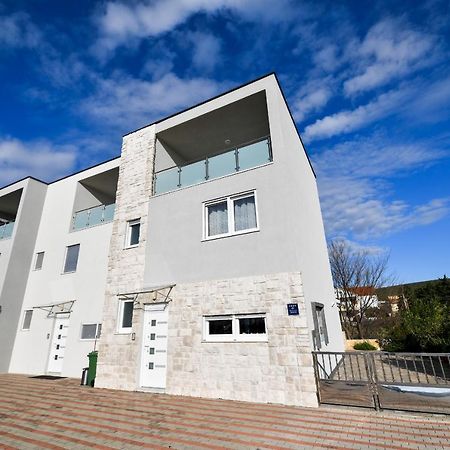 Sukošan Deluxe Triplex Anteaヴィラ エクステリア 写真