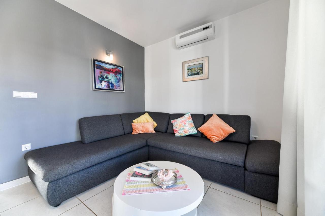 Sukošan Deluxe Triplex Anteaヴィラ エクステリア 写真