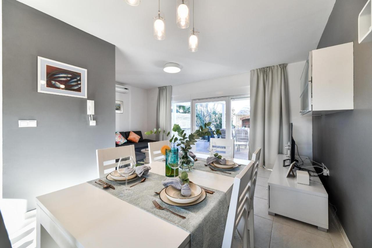 Sukošan Deluxe Triplex Anteaヴィラ エクステリア 写真